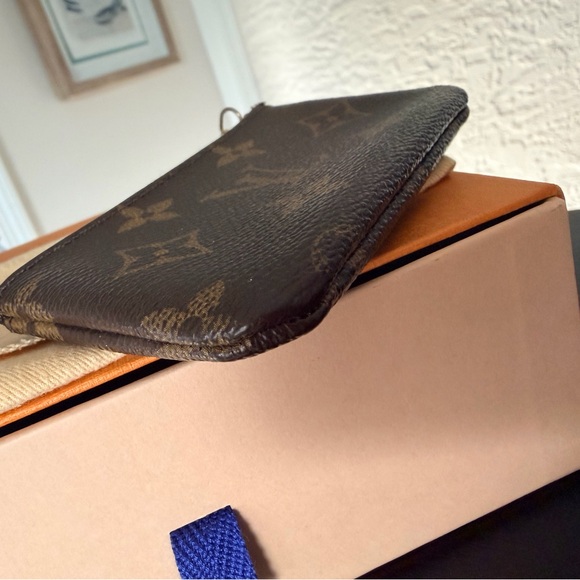 Louis Vuitton Monogram Canvas Key Holder Pouch Wallet - Picture 8 of 16
